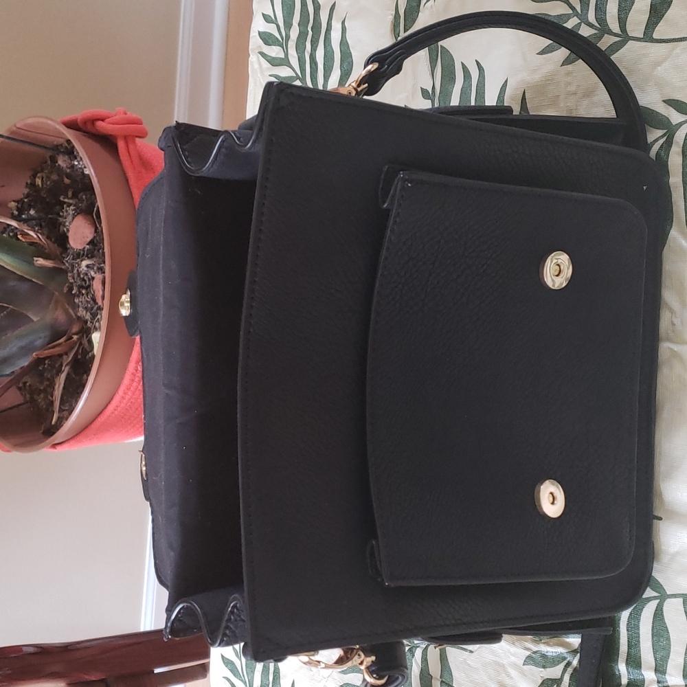 purse - Picture 3 of 3